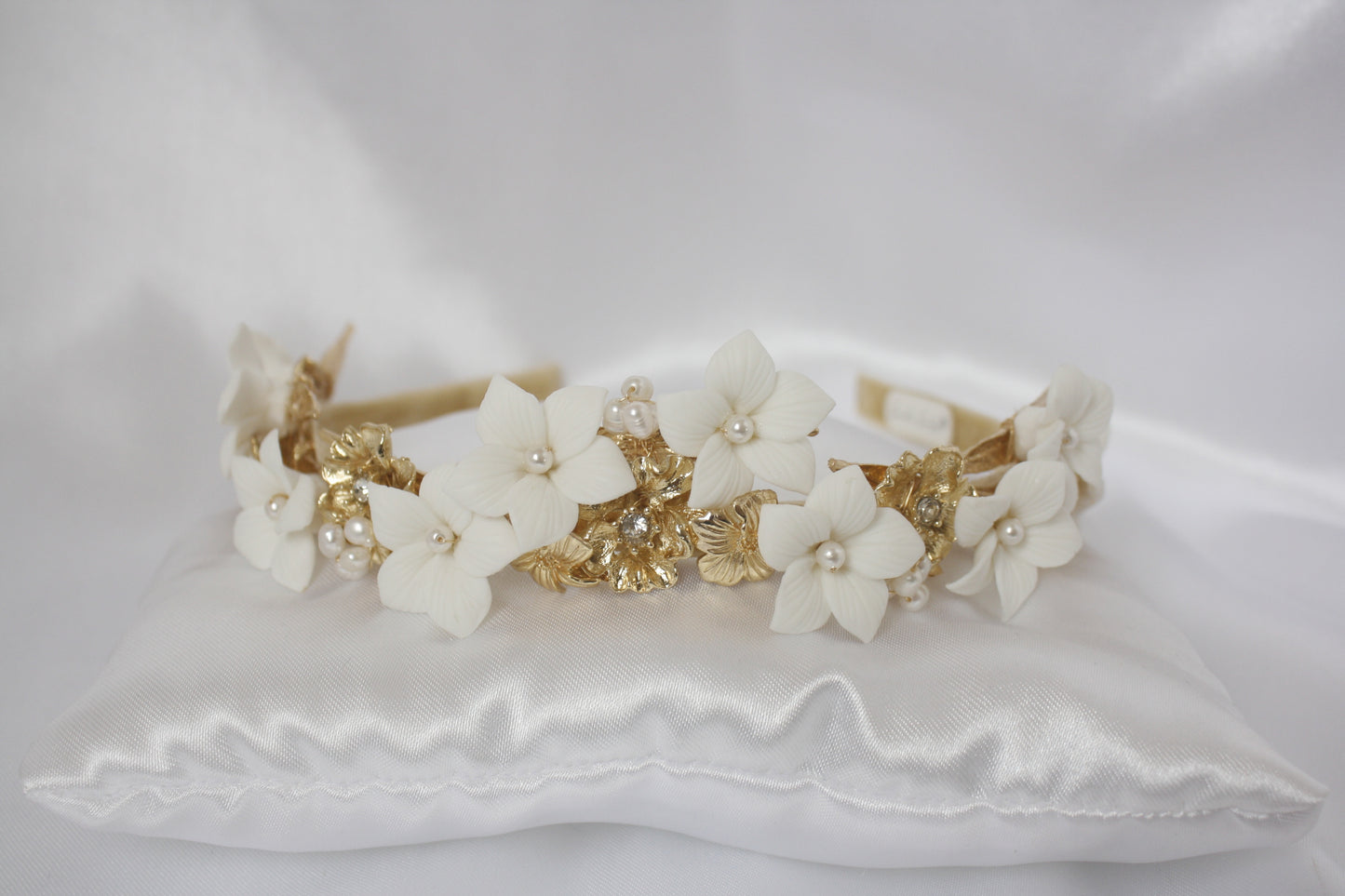 Fleur d’Or Tiara